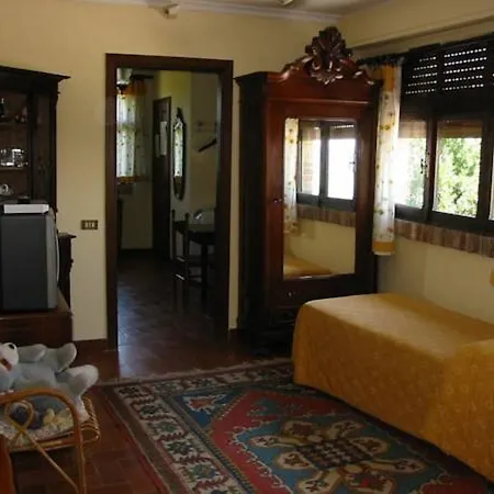 La Luna E I Falo Frühstückspension Canelli